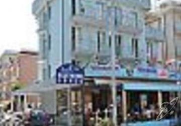 Hotel Blue Moon Hotel 3*